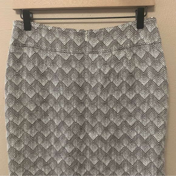 Tory Burch Xoona Skirt Tweed Herringbone Brown Cream Ivory Size 8 - Picture 7 of 11